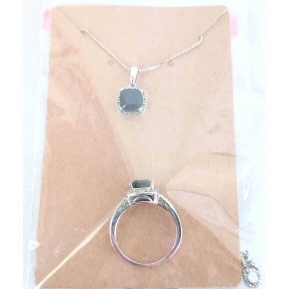Sterling Silver Onyx Necklace & Ring Set Macy’s Genuine Natural Onyx Size 7 New - Picture 1 of 7